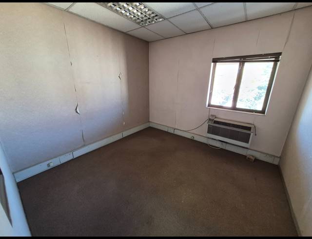 342M² OFFICE TO LET IN RIVONIA